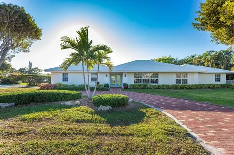 835 Canary Walk Delray Beach FL 33483