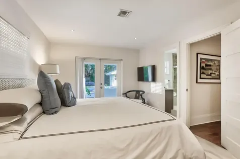 835 Canary Walk Delray Beach FL 33483