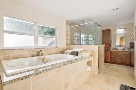 835 Canary Walk Delray Beach FL 33483