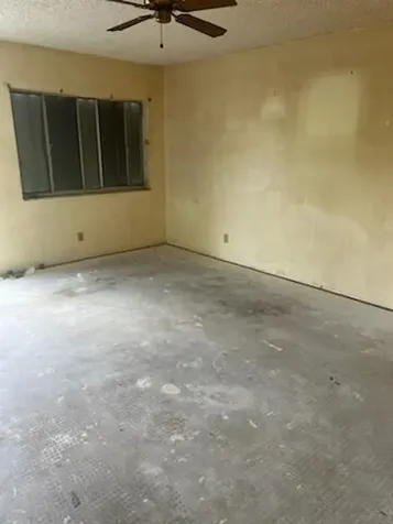 2100 Springdale 314 Boulevard Palm Springs FL 33461