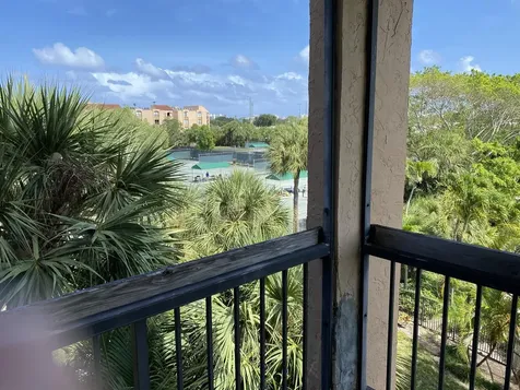 600 Egret Circle Delray Beach FL 33444