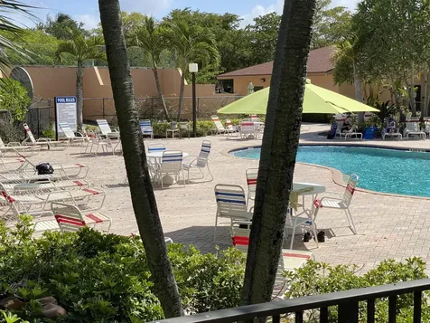600 Egret Circle Delray Beach FL 33444