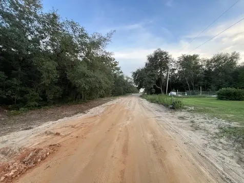 512 Oakcrest Drive Interlachen FL 32148