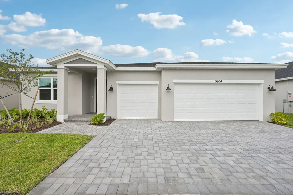 5654 Hampton Park Circle Vero Beach FL 32966
