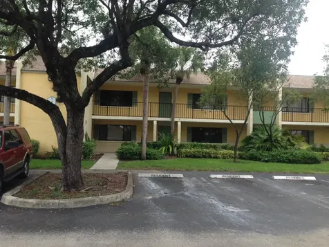 407 Meadows Circle Boynton Beach FL 33436