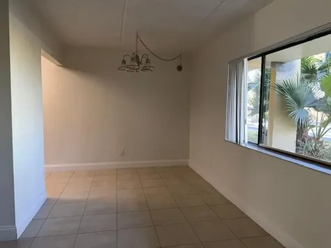 407 Meadows Circle Boynton Beach FL 33436