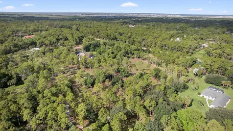 2795 Doe Trail Loxahatchee FL 33470