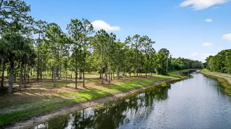 2795 Doe Trail Loxahatchee FL 33470