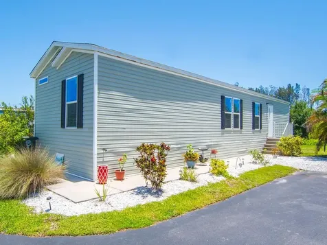 309 Mockingbird Avenue Fort Pierce FL 34982