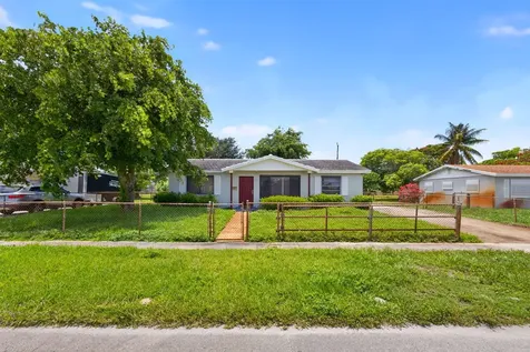 2251 E Avenue H Riviera Beach FL 33404