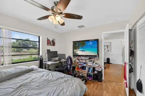 2251 E Avenue H Riviera Beach FL 33404