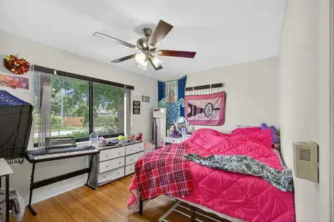 2251 E Avenue H Riviera Beach FL 33404