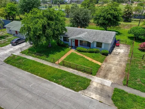 2251 E Avenue H Riviera Beach FL 33404