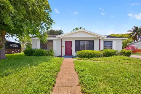 2251 E Avenue H Riviera Beach FL 33404