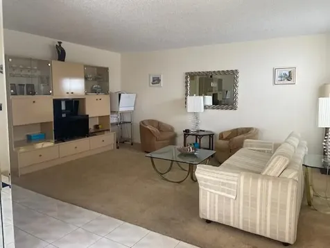 705 Normandy O Delray Beach FL 33484