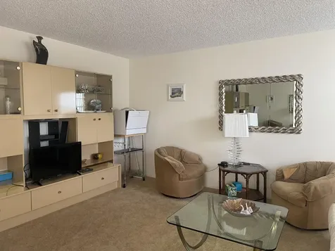 705 Normandy O Delray Beach FL 33484