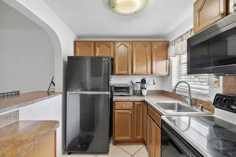 1115 Lake Terrace Boynton Beach FL 33426