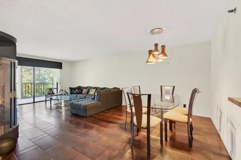 7290 Kinghurst Drive Delray Beach FL 33446