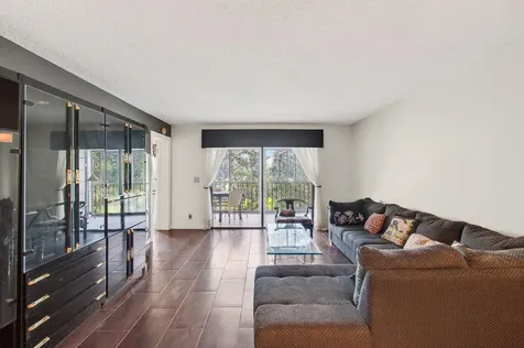 7290 Kinghurst Drive Delray Beach FL 33446