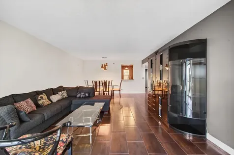 7290 Kinghurst Drive Delray Beach FL 33446