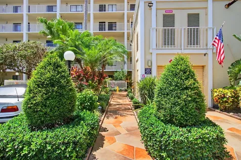 7290 Kinghurst Drive Delray Beach FL 33446