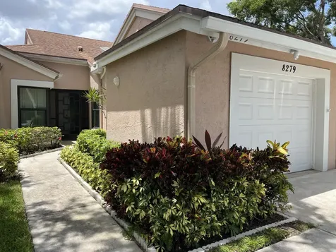 8279 Springlake Drive Boca Raton FL 33496