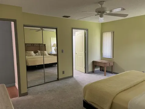 8279 Springlake Drive Boca Raton FL 33496