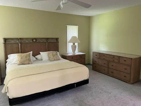 8279 Springlake Drive Boca Raton FL 33496