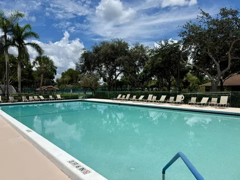 8279 Springlake Drive Boca Raton FL 33496
