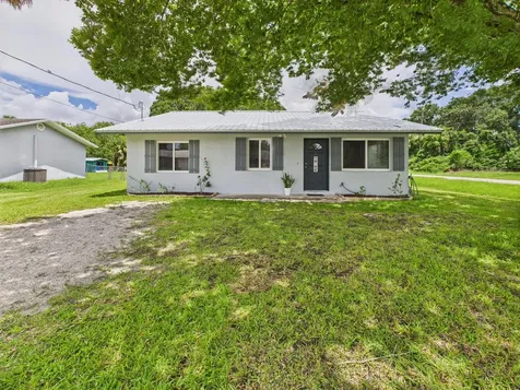 599 Nw 22nd Lane Okeechobee FL 34972