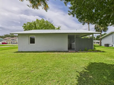 599 Nw 22nd Lane Okeechobee FL 34972