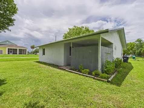 599 Nw 22nd Lane Okeechobee FL 34972