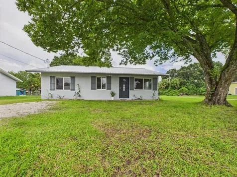 599 Nw 22nd Lane Okeechobee FL 34972