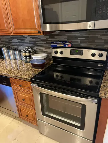 1260 Sw 6 Avenue Deerfield Beach FL 33441