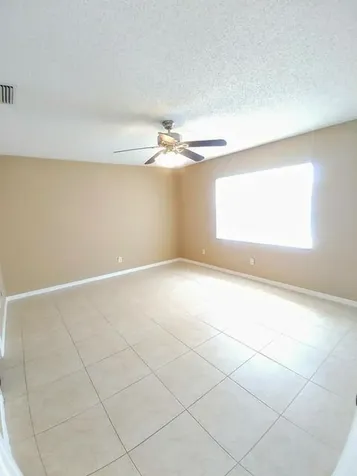 925 SE Albatross Avenue Port Saint Lucie FL 34983