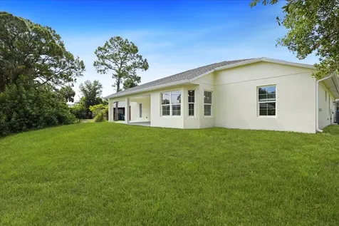 614 Stevenson Avenue Sebastian FL 32958
