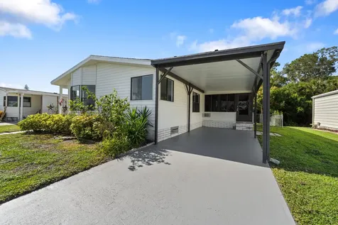 8589 Florence Drive Port Saint Lucie FL 34952