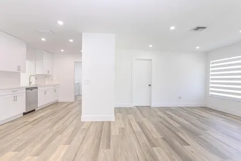 1717 16th Court Lake Worth Beach FL 33460