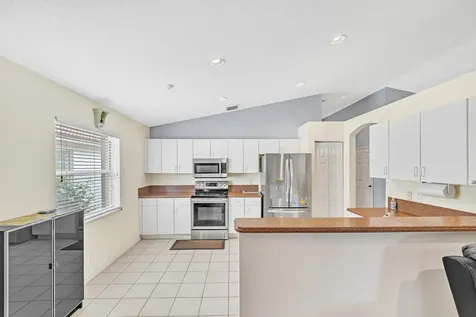 12072 Tevere Drive Boynton Beach FL 33437