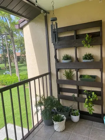 818 Sky Pine Way Greenacres FL 33415