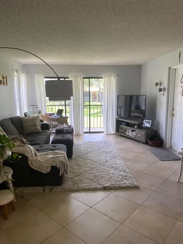 818 Sky Pine Way Greenacres FL 33415