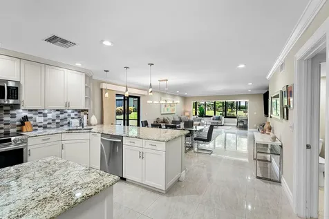 18 Westgate Lane Boynton Beach FL 33436