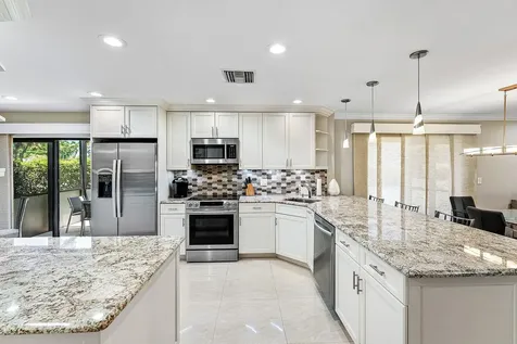 18 Westgate Lane Boynton Beach FL 33436