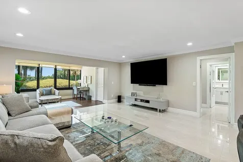 18 Westgate Lane Boynton Beach FL 33436
