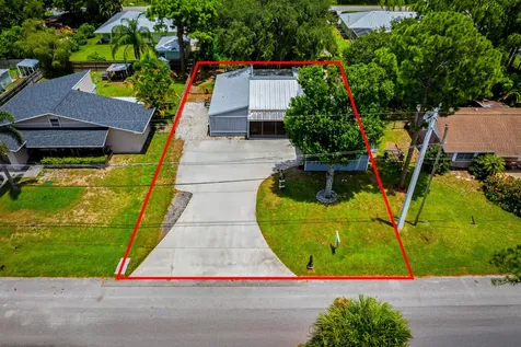 5900 Raintree Trail Fort Pierce FL 34982