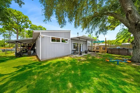 5900 Raintree Trail Fort Pierce FL 34982
