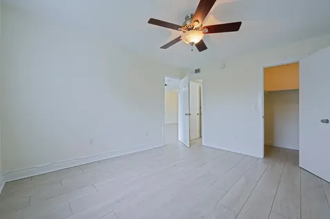 1505 Crescent Circle Lake Park FL 33403