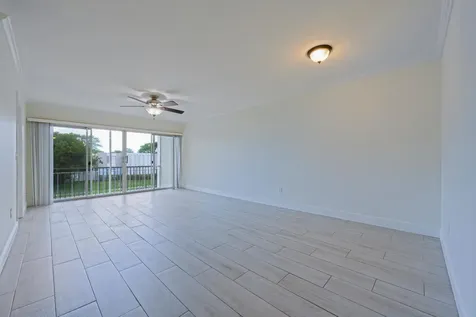 1505 Crescent Circle Lake Park FL 33403