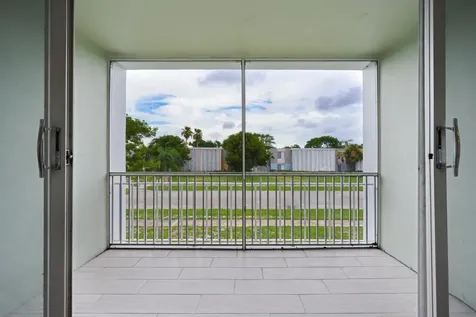 1505 Crescent Circle Lake Park FL 33403