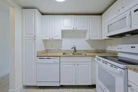 1505 Crescent Circle Lake Park FL 33403